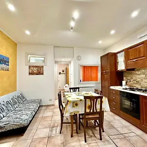  Apartment Il Rifugio Del Marinaio By Housilia